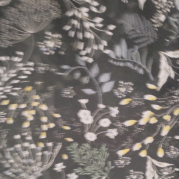 Cleo Yellow and Gray Ruffled Buttoned Blouse - Picture 9 of 9